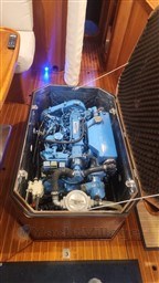 CANTIERE DEL PARDO - GRAND SOLEIL 45 - motors