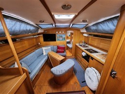 DELPHIA YACHTS - DELPHIA 40 - interiors