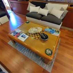 VERSILCRAFT - ULTRAPHANTOM - interiors