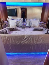 VERSILCRAFT - ULTRAPHANTOM - interiors