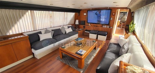 VERSILCRAFT - ULTRAPHANTOM - interiors