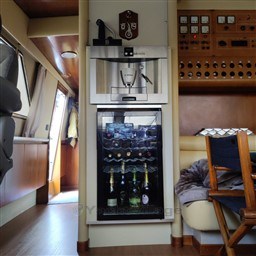 VERSILCRAFT - ULTRAPHANTOM - interiors