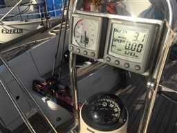 COMAR YACHTS - COMET 41S - electronic