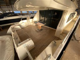 GUY MARINE - GUY COUACH 2100 - exteriors