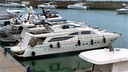 GUY MARINE - GUY COUACH 2100 - exteriors