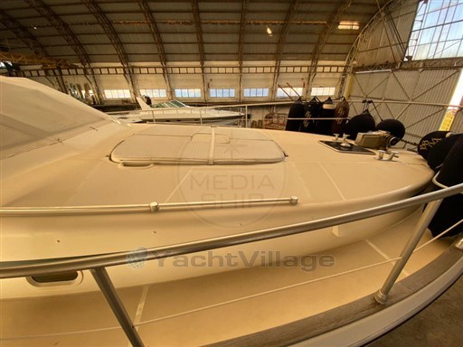 GUY MARINE - GUY COUACH 2100 - exteriors
