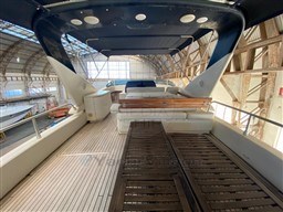 GUY MARINE - GUY COUACH 2100 - exteriors