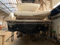 GUY MARINE - GUY COUACH 2100 - exteriors