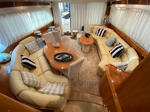 GUY MARINE - GUY COUACH 2100 - interiors