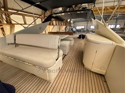 GUY MARINE - GUY COUACH 2100 - exteriors