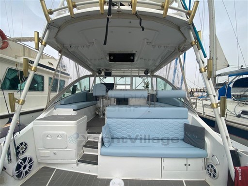 LUHRS - LUHRS 380 - exteriors