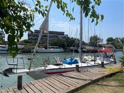 CUSTOM BUILT - NOVA 46 - exteriors