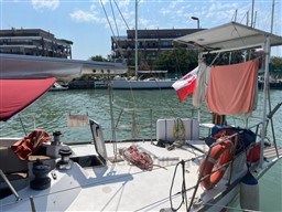 CUSTOM BUILT - NOVA 46 - exteriors