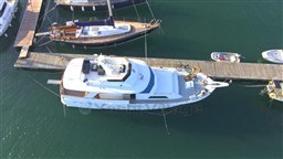 HATTERAS YACHTS - HATTERAS 53 - exteriors