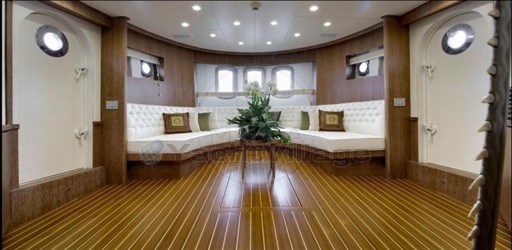 HUMBER ST. ANDREWS - RIMORCHIATORE 27 MT - interiors