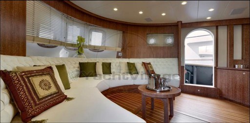 HUMBER ST. ANDREWS - RIMORCHIATORE 27 MT - interiors