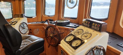 HUMBER ST. ANDREWS - RIMORCHIATORE 27 MT - electronic