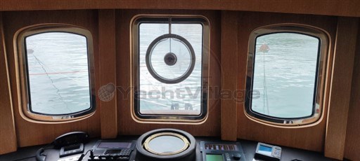 HUMBER ST. ANDREWS - RIMORCHIATORE 27 MT - electronic