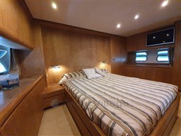 CANTIERI DI PISA - AKHIR 22S - interiors