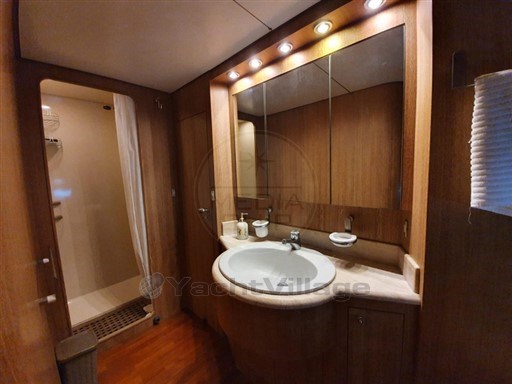 CANTIERI DI PISA - AKHIR 22S - interiors