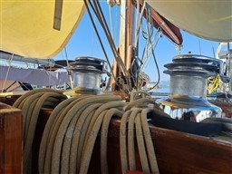 DE VRIES AMSTERDAM - FORTUNA 46 - exteriors