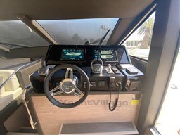 CAYMAN YACHTS - CAYMAN 600 - electronic