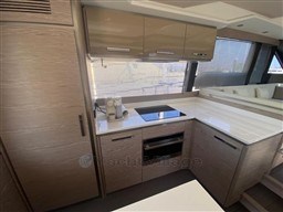 CAYMAN YACHTS - CAYMAN 600 - interiors