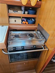 JEANNEAU - SUN ODYSSEY 42 DS - interiors