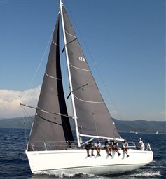 COMAR YACHTS - COMET 38s - exteriors