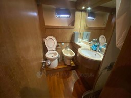CANTIERI DI PISA - AKHIR 22,50 - interiors