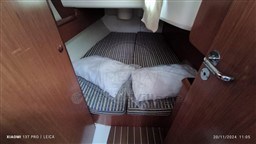 JEANNEAU - SUN ODYSSEY 35 LEGEND - interiors