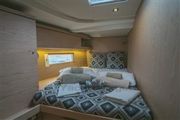 BENETEAU - OCEANIS 51.1 - interiors