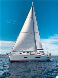 BENETEAU - OCEANIS 51.1 - exteriors