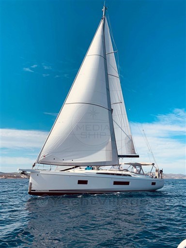 BENETEAU - OCEANIS 51.1 - exteriors