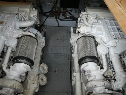 CAYMAN YACHTS - CAYMAN 58 - motors