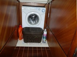 CAYMAN YACHTS - CAYMAN 58 - interiors