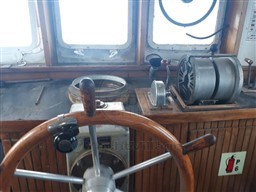 CANTIERE NAVALE PELLEGRINO - RIMORCHIATORE 22 MT - interiors