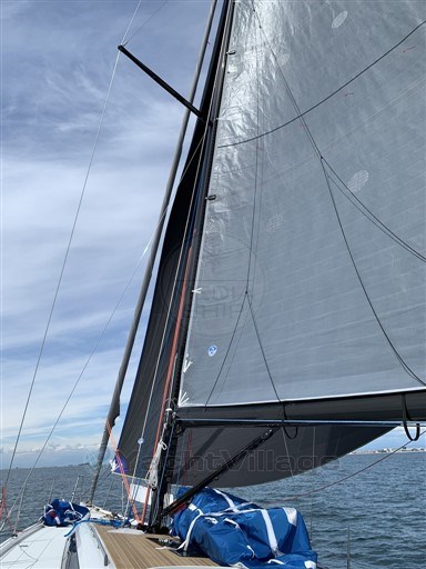 SOLARIS YACHTS - SOLARIS 44 - exteriors