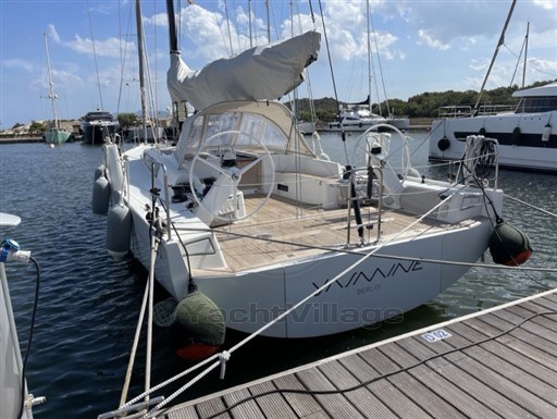 SOLARIS YACHTS - SOLARIS 44 - exteriors