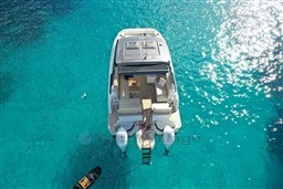 AQUILA POWER CATAMARANS - AQUILA 32 SPORT - exteriors