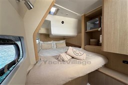 AQUILA POWER CATAMARANS - AQUILA 32 SPORT - interiors