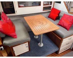 SEA RAY - SEA RAY 300 WEEKENDER - interiors