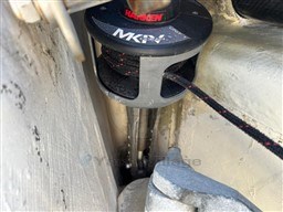 MYLIUS YACHTS - MYLIUS 11E25 - systems