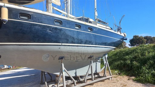 FERRETTI - FERRETTI ALTURA 422 - exteriors