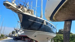 FERRETTI - FERRETTI ALTURA 422 - exteriors