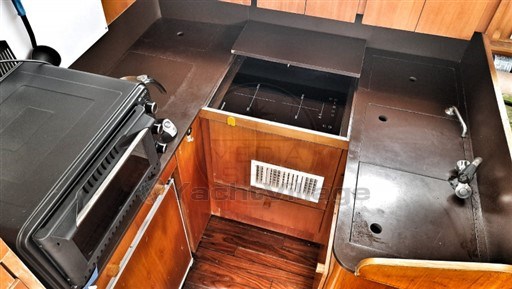 FERRETTI - FERRETTI ALTURA 422 - interiors