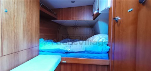 COMAR YACHTS - COMET 45s - interiors