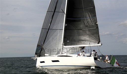 ELEVA YACHTS - THE FORTYTWO - exteriors
