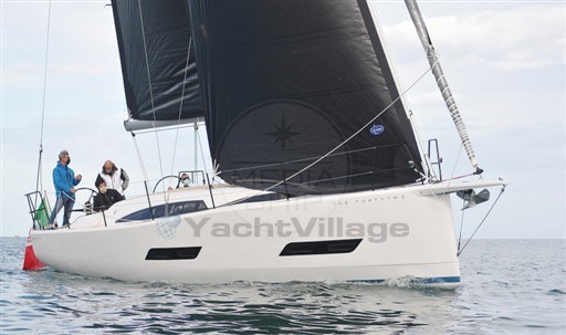 ELEVA YACHTS - THE FORTYTWO - exteriors