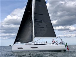 ELEVA YACHTS - THE FORTYTWO - exteriors